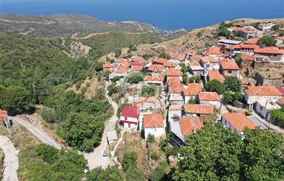 Karaburun Sarpıncık Köy Merkezinde Satılık Arsa