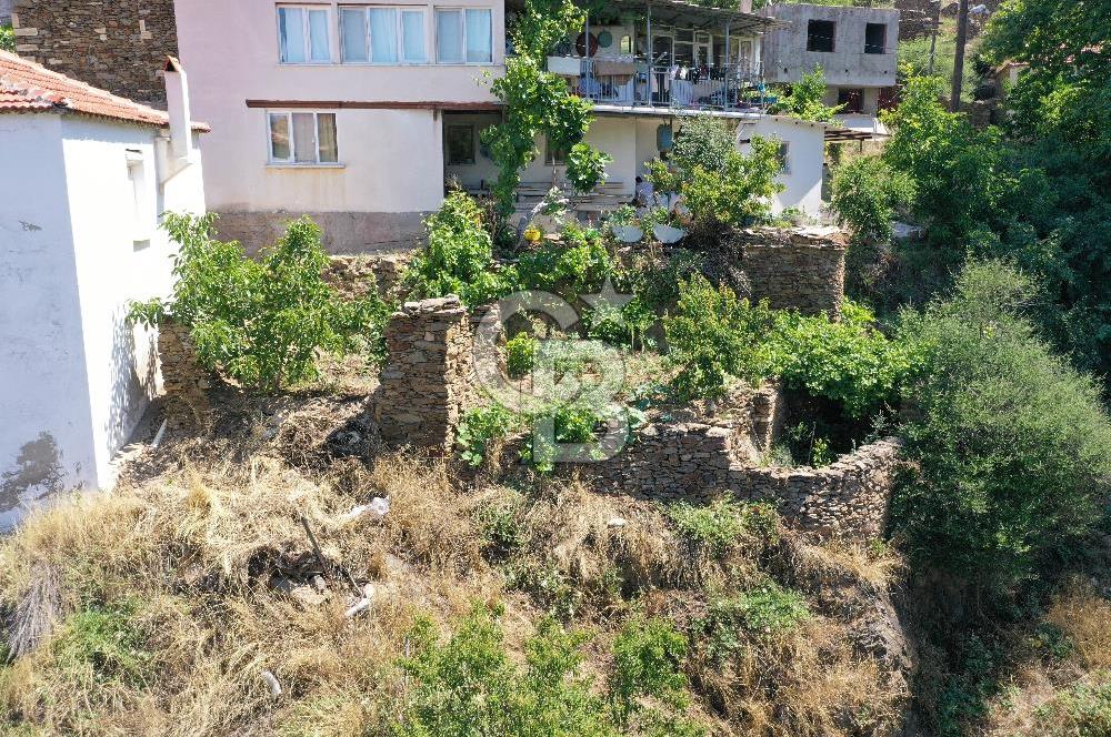 Karaburun Sarpıncık Köy Merkezinde Satılık Arsa