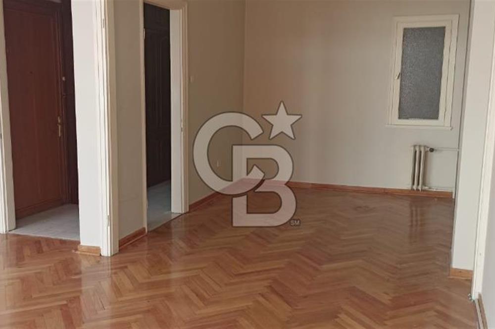 Bahariyede Reks Sineması karşısında kiralık 3+1 daire