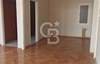 Bahariyede Reks Sineması karşısında kiralık 3+1 daire