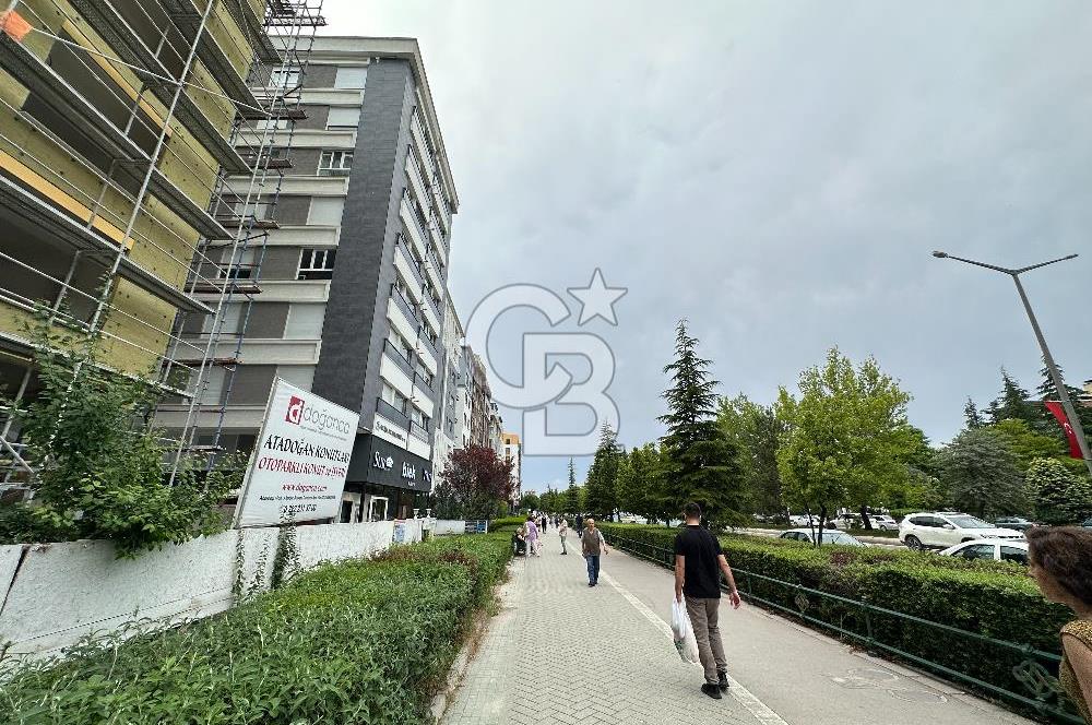 Eskişehir Atatürk Bulvarı Üzerinde Satılık 2+1 Daire