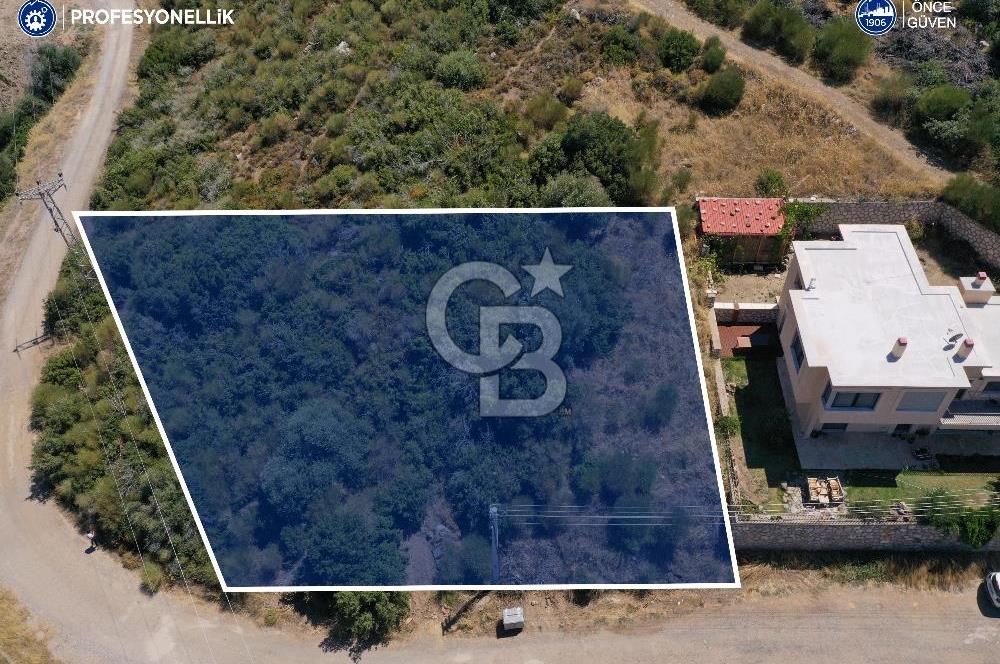 Karaburun Merkez'de 730 M² Deniz Manzaralı İmarlı Arsa