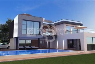 Kıbrıs Girne Ozanköy Bölgesinde Satılık 4+1 Villa