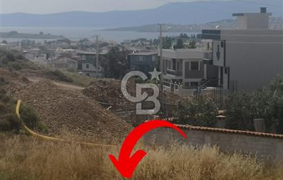 İZMİR SEFERİHİSAR TEPECİK AKARCA DENİZ MANZARALI 420 M2 ARSA