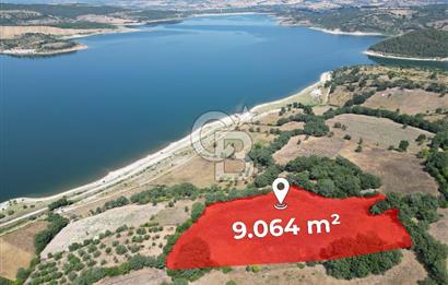 Çanakkale Bayramiç Kurşunlu da Baraj Manzaralı 9.064 m2 Tarla