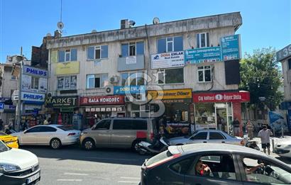 Üsküdar Selmani Pak Caddesi Meydan Emsalsiz Satılık Dükkan