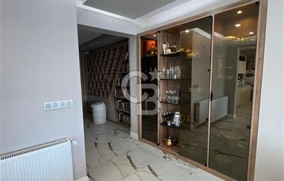 🌟 Deniz Manzaralı Lüks Yalı Dairesi: Mithatpaşa Caddesi'nde Eşsiz Yaşam 🌊🏡