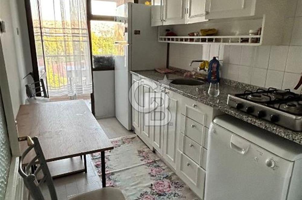 ALSANCAK KAHRAMANLAR'DA 2+1 SATILIK DAİRE