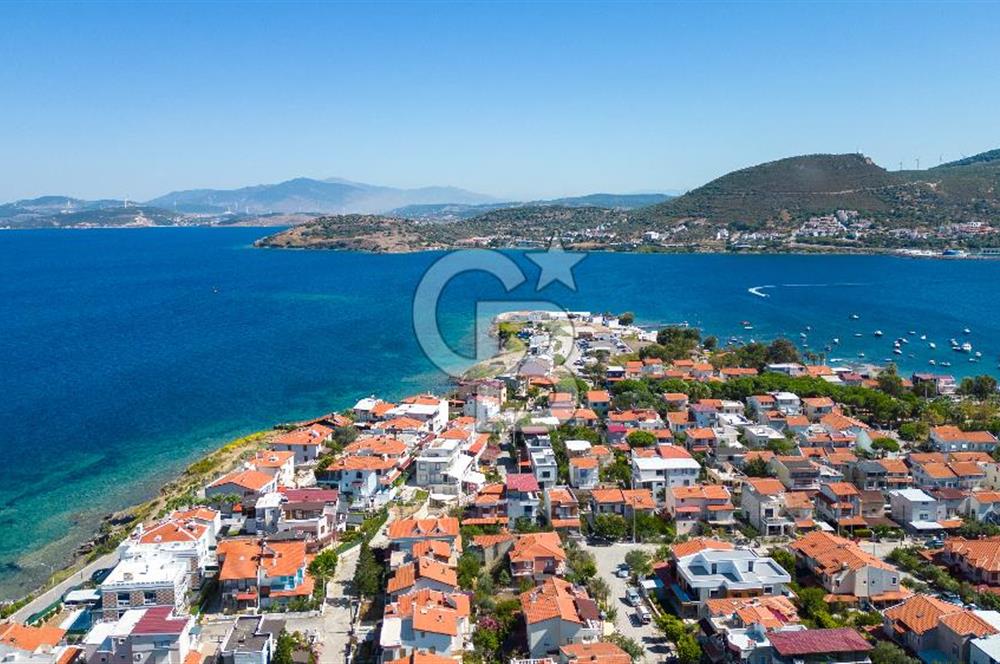 Yenifoça Burunucunda Satılık Deniz Manzaralı 2+1 ve 1+1 Daire