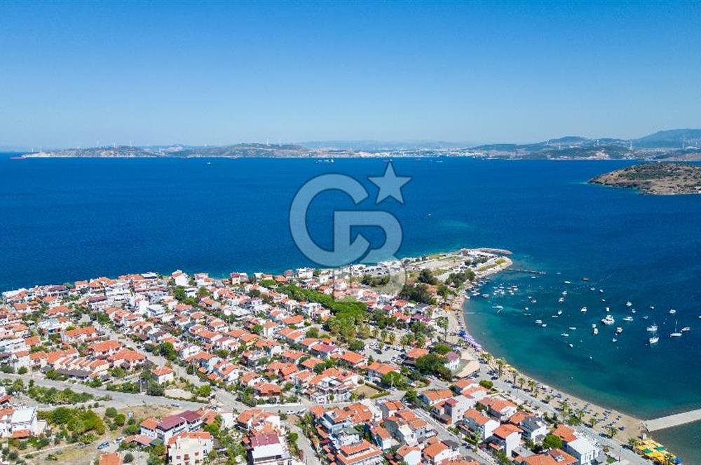 Yenifoça Burunucunda Satılık Deniz Manzaralı 2+1 ve 1+1 Daire