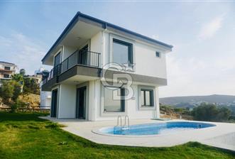 Seferihisar Sığacık Satılık Villa 4+1 Müstakil Lüks Havuzlu