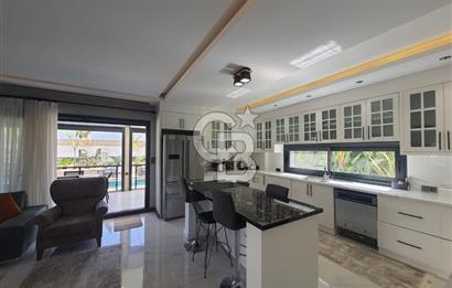 Cankat ÇEÇEN'den Çeşme Marina mevkii Musalla Mahallesi 7+1 / 614 m2 Sıfır Villa