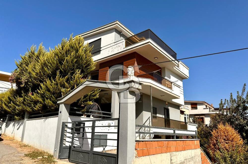 İzmir Menderes Özdere 6+2 villa