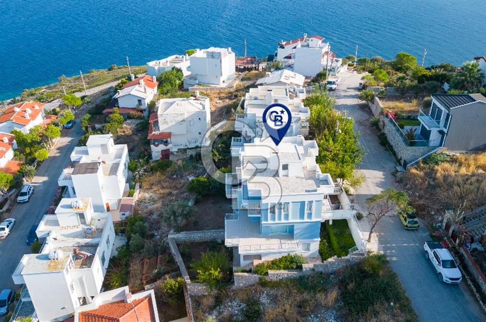 Karaburun İskele'de Full Deniz Manzaralı Villa