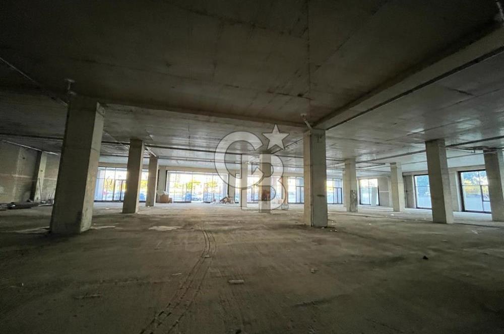 Podium Avm'ye Komşu Faras Ofis Giriş Katında Kiralık 2400 m2 Dükkanlar