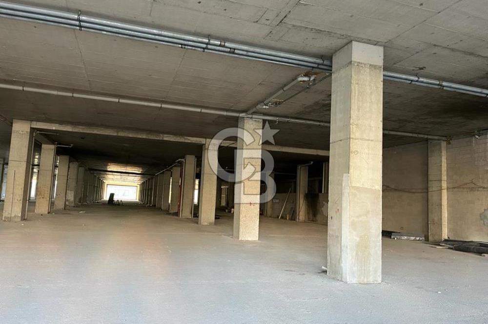 Podium Avm'ye Komşu Faras Ofis Giriş Katında Kiralık 2400 m2 Dükkanlar