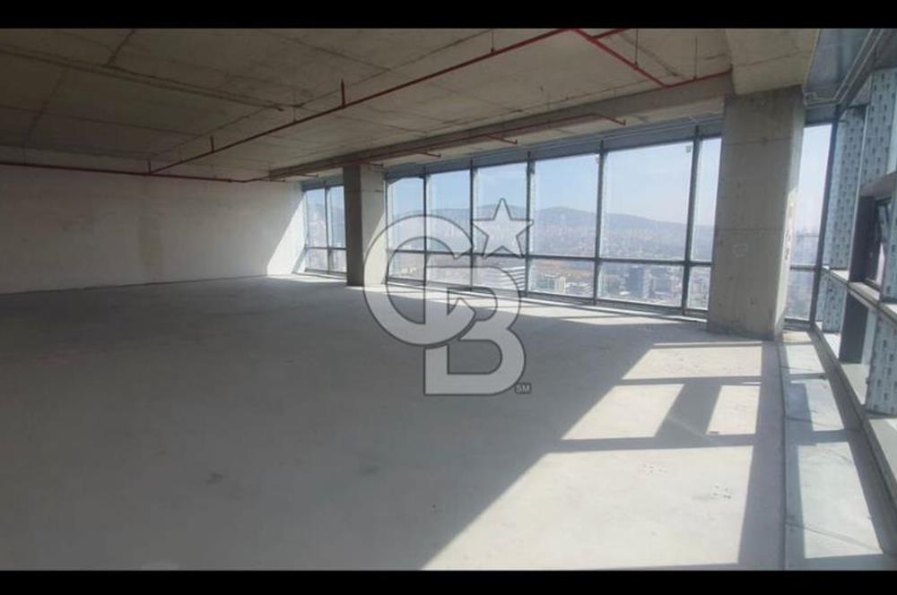 KÜÇÜKYALI NİDA KULE'DE 25.KAT 207M2 SATILIK OFİS