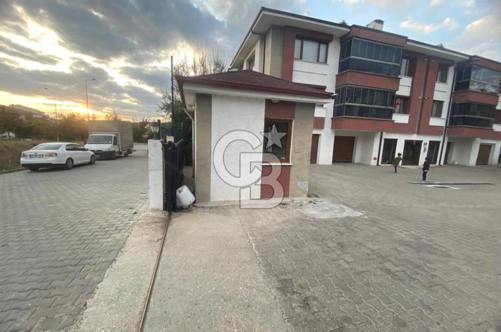 ESKİŞEHİR ÇANKAYA MAH. VADİPARK EVLERİNDE SATILIK 4+1 DAİRE