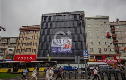 Ümraniye Alemdağ Caddesi'nde Satılık Komple Plaza