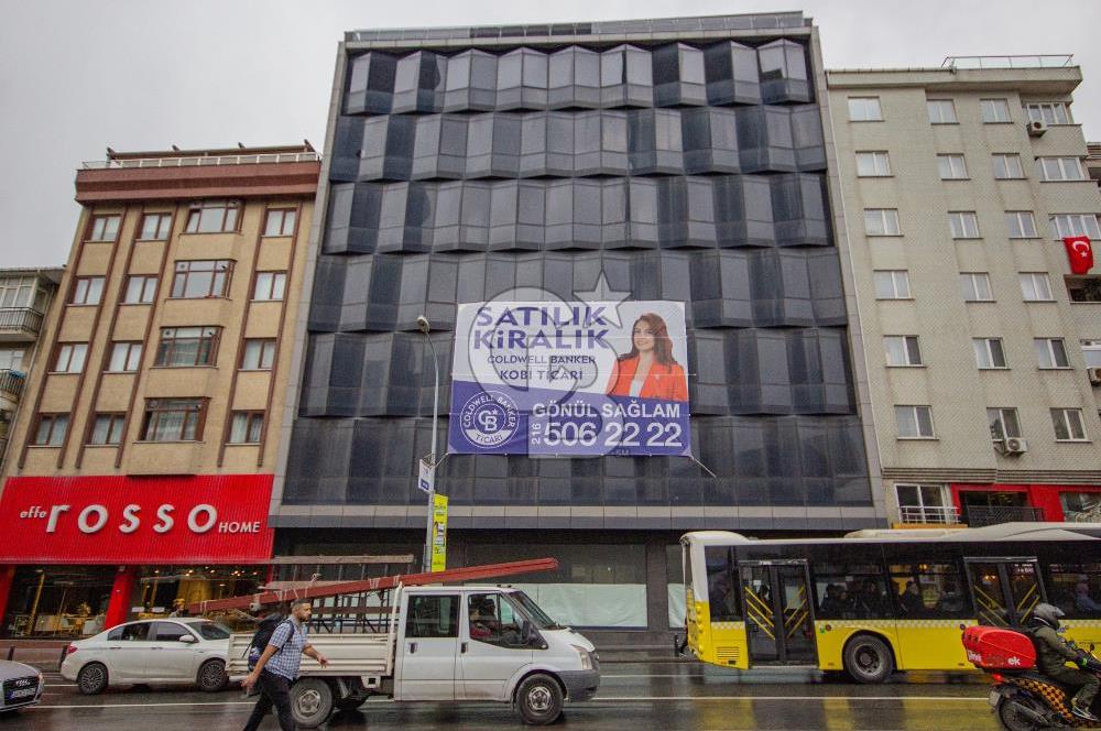 Ümraniye Alemdağ Caddesi'nde Satılık Komple Plaza