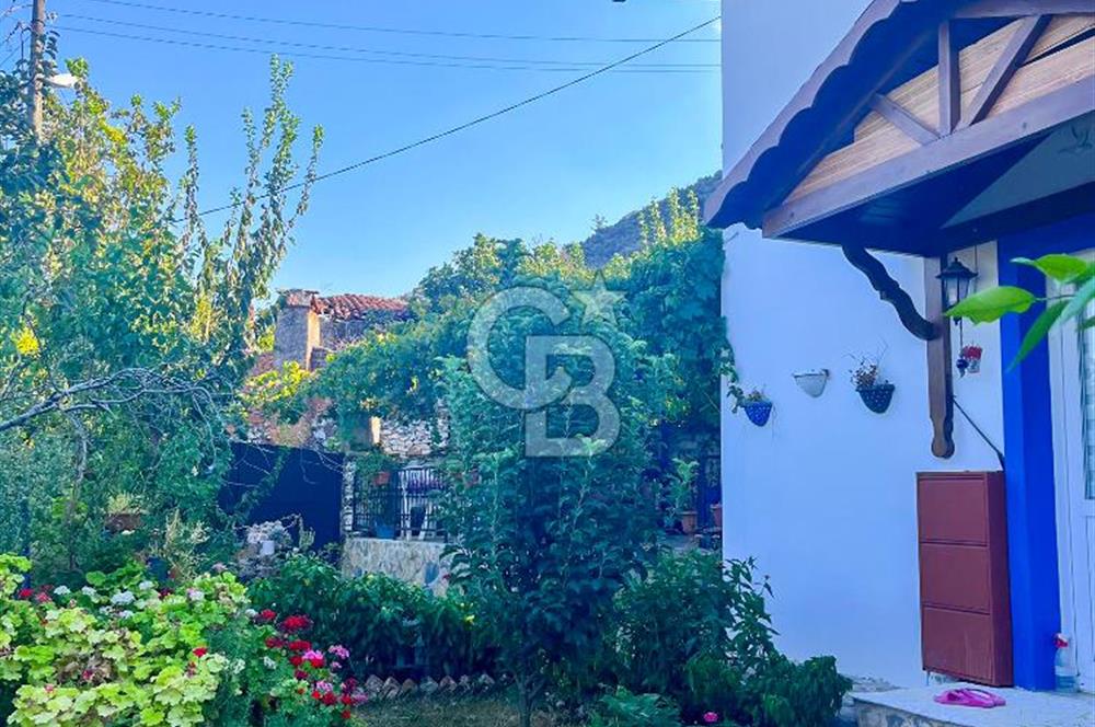 Milas'ın Çandır Köyü'nde Yenilenmiş Satılık Taş Ev