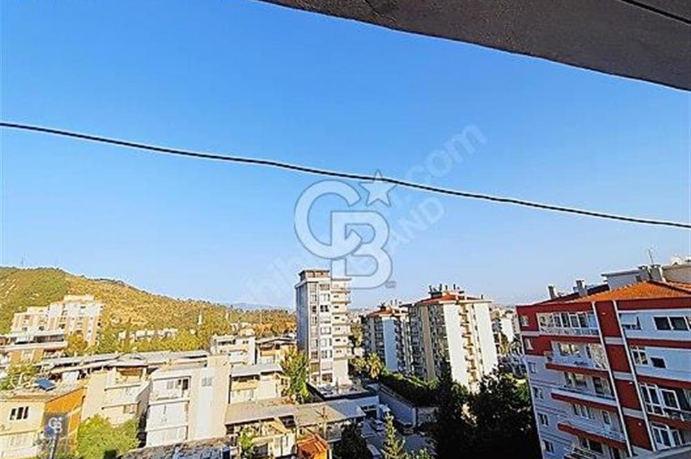 İzmir Karşıyaka Örnekköy Cadde Üstü Satılık 3+1 Daire 