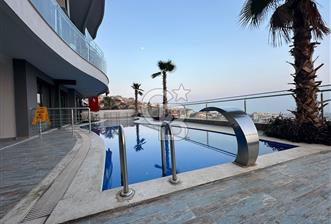  Narlıdere'de İzmir Life Rezidance'da Havuzlu Satılık 3+1