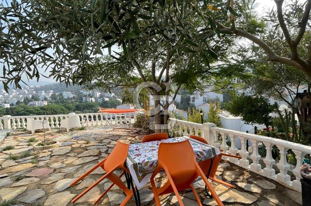 Foça çanak sitesi'nde satılık  villa