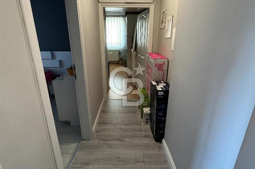 Uğur Mumcu Mahallesinde Ara Kat Açık Otoparklı 3+1 Kiralık Daire