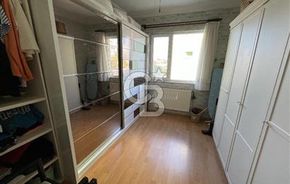 Uğur Mumcu Mahallesinde Ara Kat Açık Otoparklı 3+1 Kiralık Daire