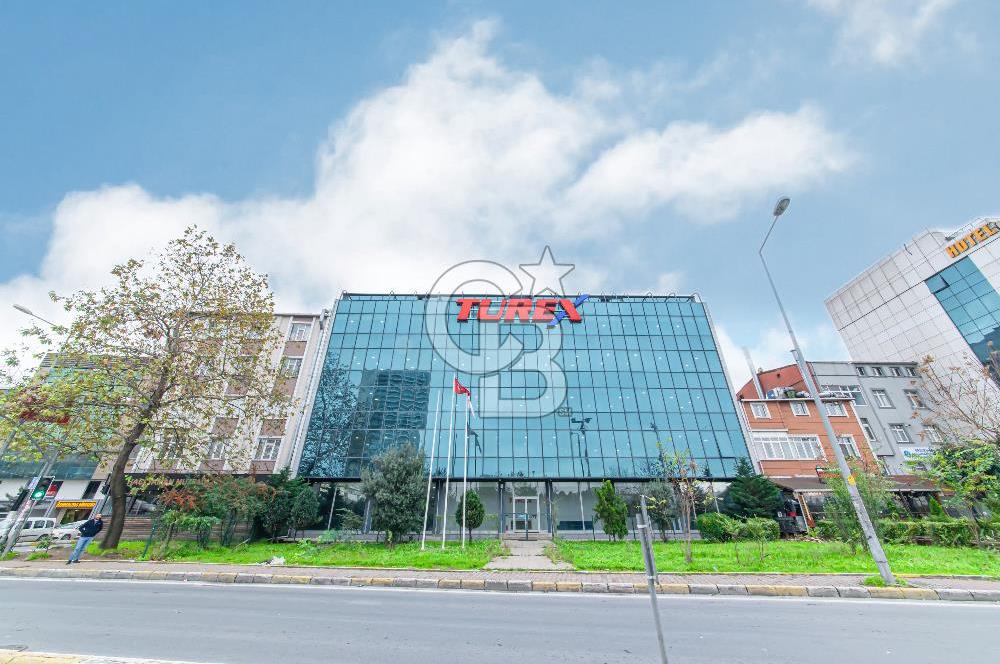 KÜÇÜKÇEKMECE MEHMET AKİF ERSOY’DA TEM’E CEPHELİ KOMPLE PLAZA