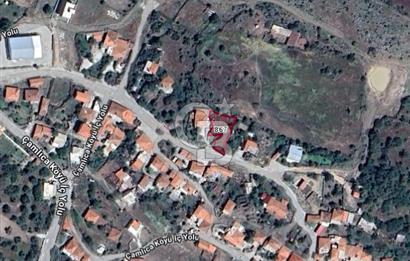 Manisa Yunusemre Çamlıca Mahallesinde Satılık Villa İmarlı Arsa