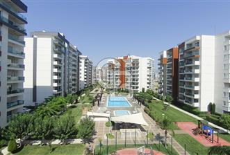 Mavişehir Modern 1 Havuz Peyzaj Büyük Tip 90 m2 Satılık 1+1