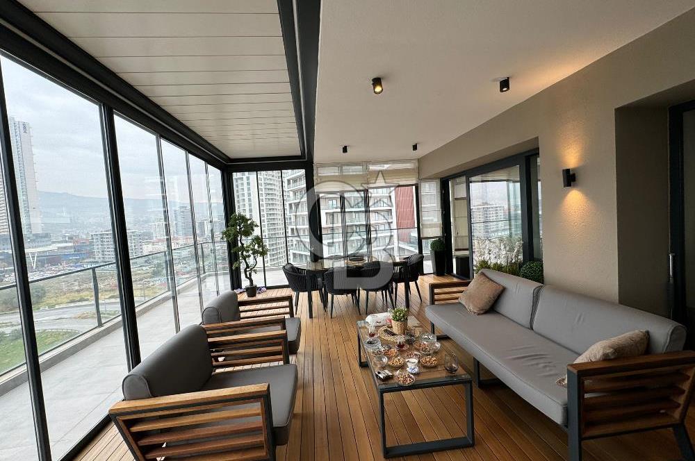 Bornova İkon Tower'da 4+1 Satılık