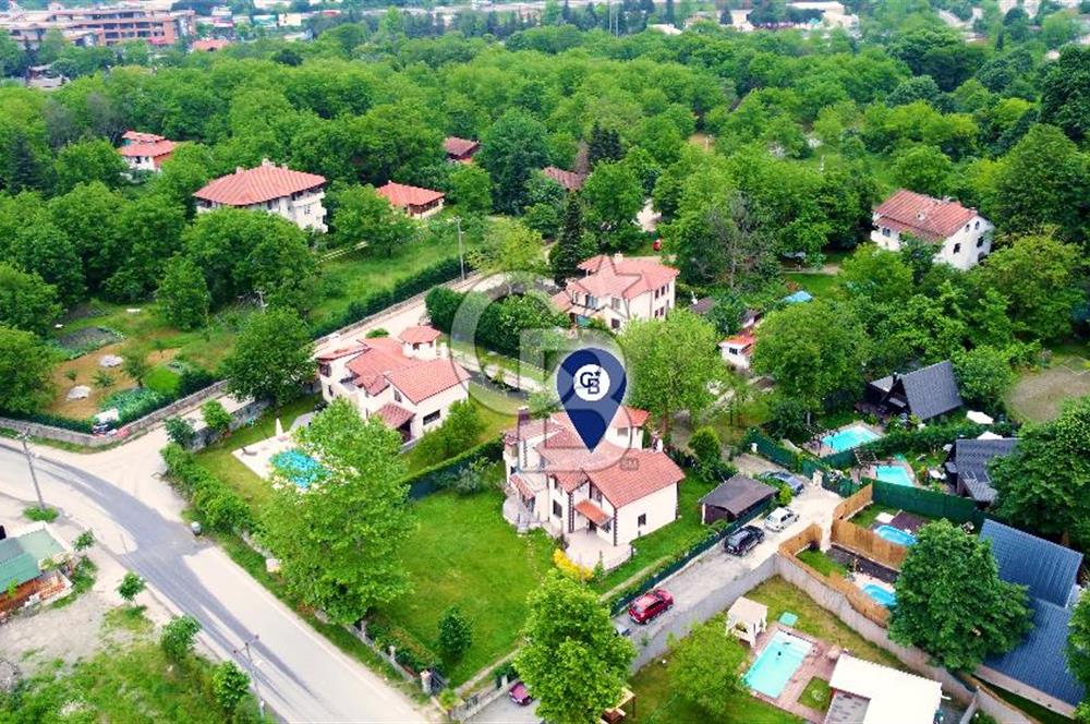 CB AKADEMİ Sapanca'de Satılık Müstakil Villa