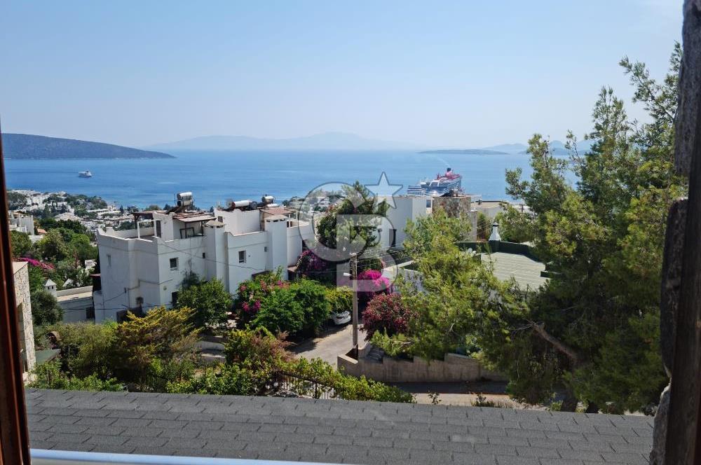 Bodrum Kumbahçe Satılık Deniz ve Kale Manzaralı Villa 