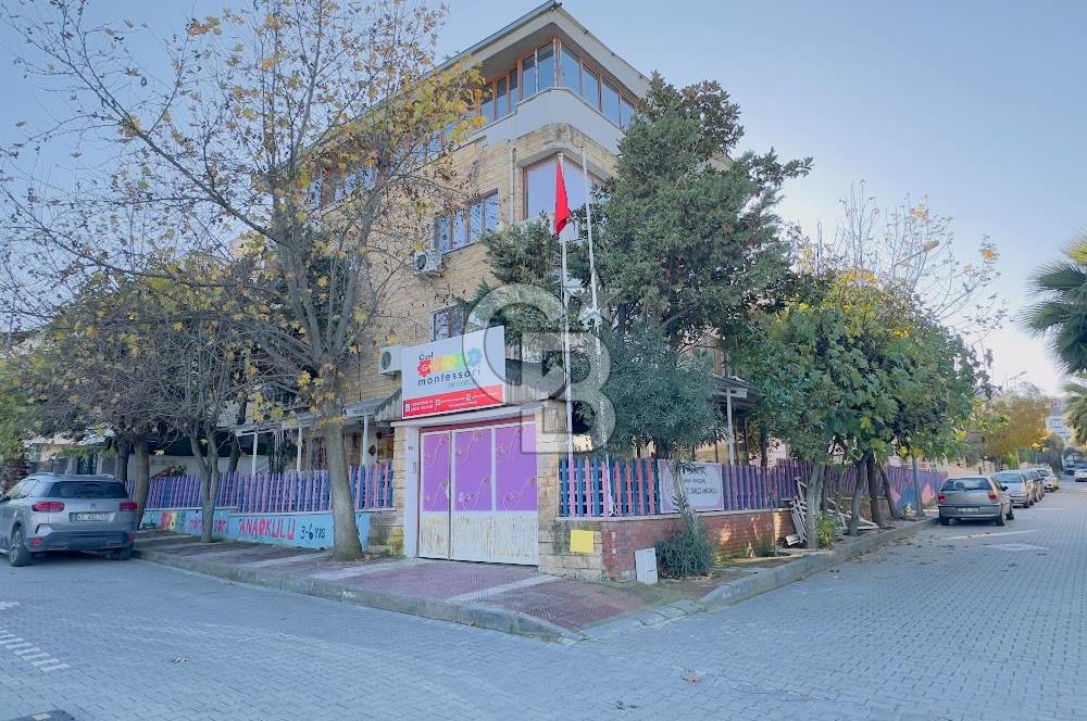 1143003161 Manisa Keçiliköyde 307m2 Arsa için 3 Katlı Triplex Villa