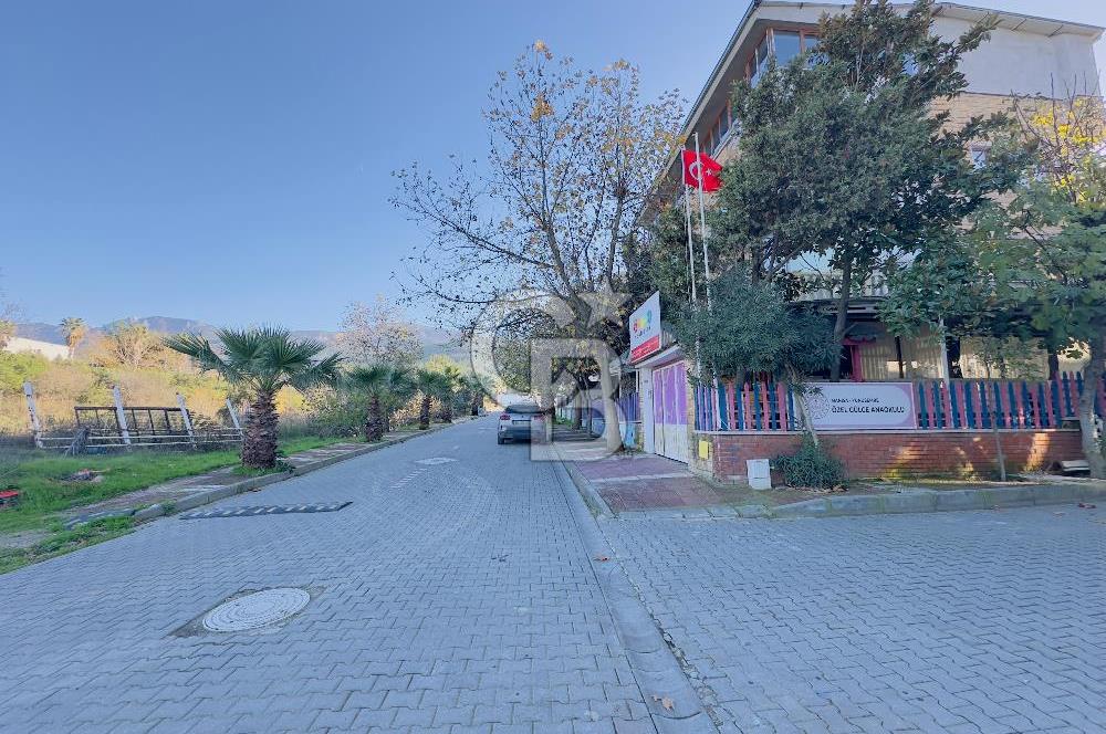 1143003161 Manisa Keçiliköyde 307m2 Arsa için 3 Katlı Triplex Villa