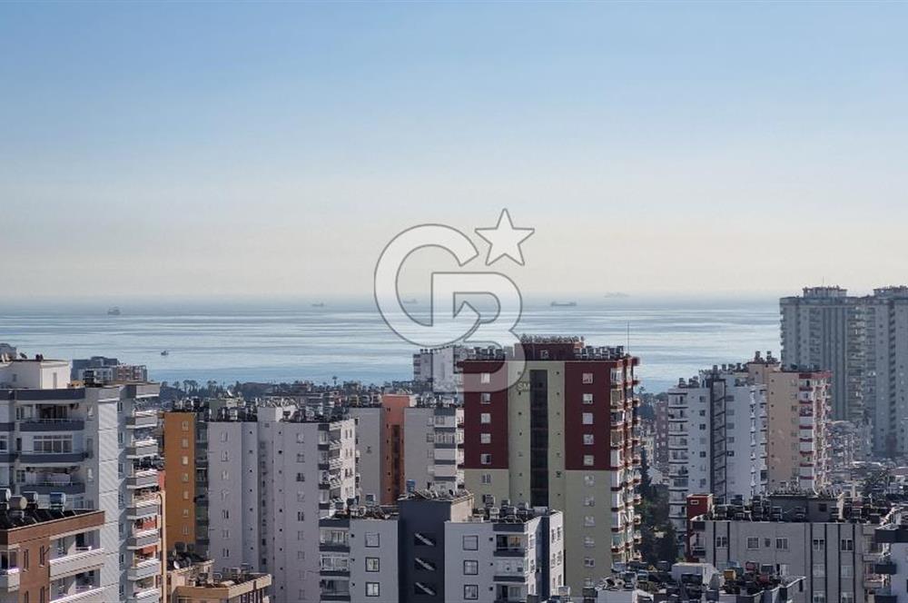 Mersin Yenişehir Nevit Kodallı Caddesinde Satılık Deniz Manzaralı 5+1 Lüks Daire