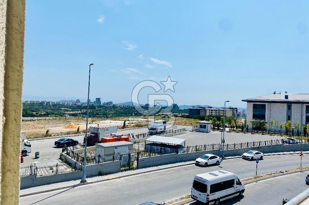 Maltepe Başıbüyük Yolu Ebeveyn Banyolu Eşyalı Kiralık 3+1 Daire