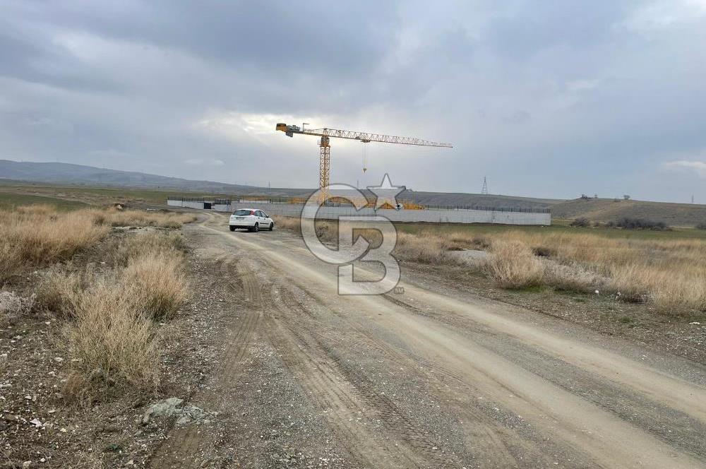 ANKARA HASANOĞLAN'DA FABRİKALARA YAKIN KÖŞE PARSEL SANAYİ ARSASI