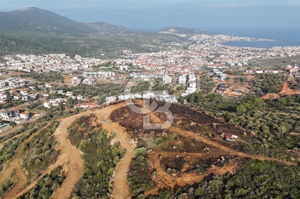 Yeni Foça'da Satılık Konut İmarlı Arsa