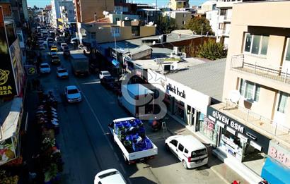 Bornova'nın Kalbinde Hayalinizdeki Plaza İçin Satılık Arsa