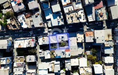 Bornova'nın Kalbinde Hayalinizdeki Plaza İçin Satılık Arsa