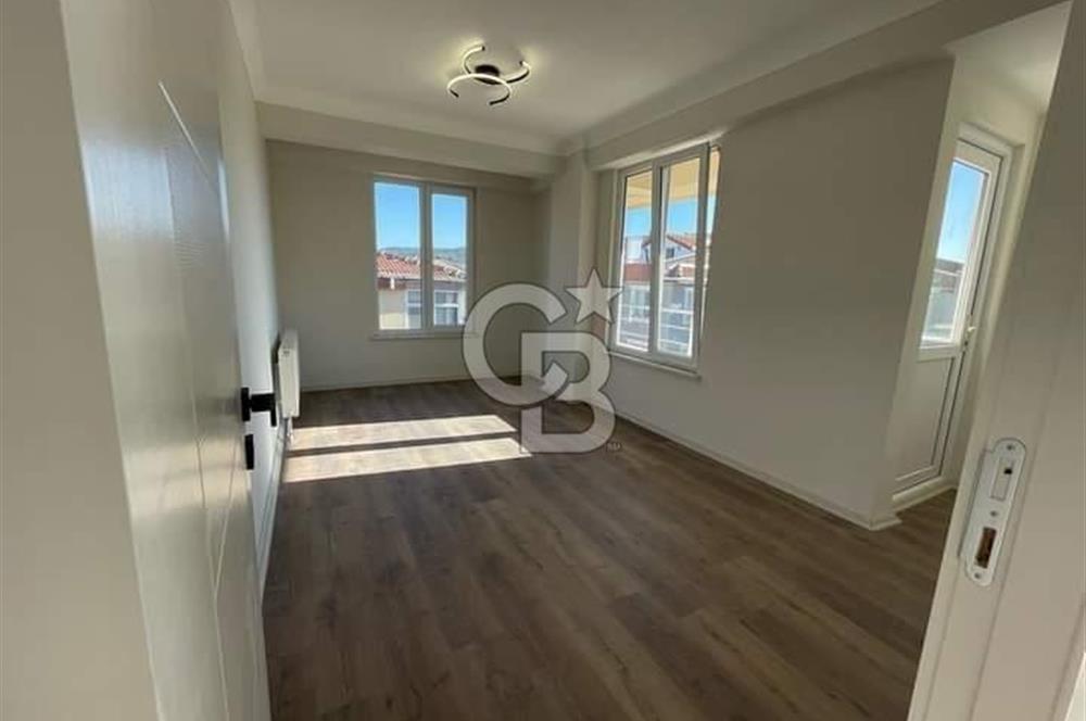 ÇANAKKALE ECEABAT MERKEZ DE SIFIR 3+2 SATILIK DAİRE