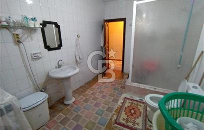 Bağcılar Demirkapı Mahallesinde Satılık 3+1-- 170 m2 Daire