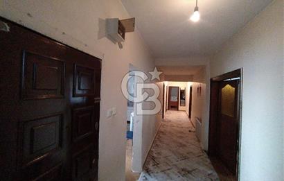 Bağcılar Demirkapı Mahallesinde Satılık 3+1-- 170 m2 Daire