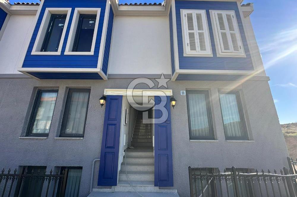 BOZCAADA'DA DENİZE YAKIN SİTE İÇİNDE SATILIK 1+1 LOFT DAİRE