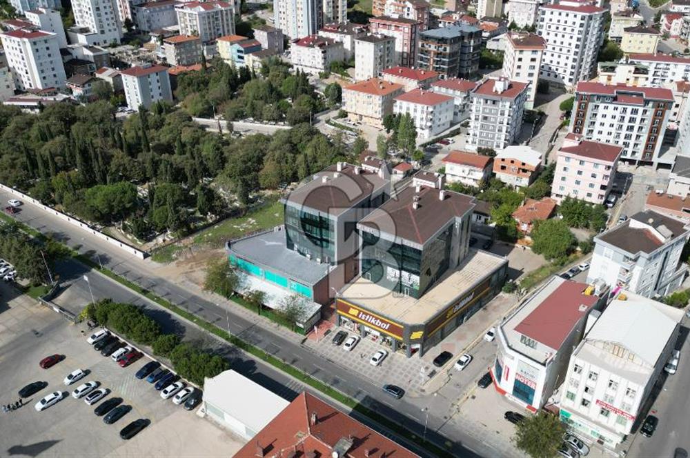 Şeyhli Mah. Ankara Caddesi Üzeri Geniş Teraslı 3+1 Satılık Ofis