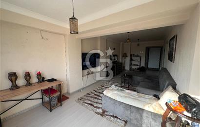 İZMİT ÇARŞI İNÖNÜ CADDESİ İÇİ YAPILI SATILIK 2+1 ARA KAT DAİRE